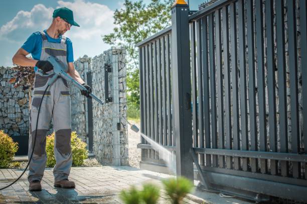 Best Animal Enclosure Cleaning  in Royal Kunia, HI